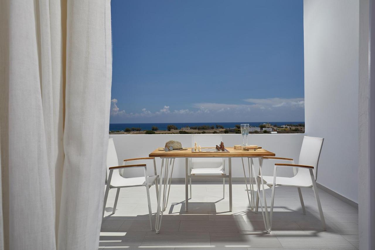 Petri Suites Agios Georgios  Exterior photo
